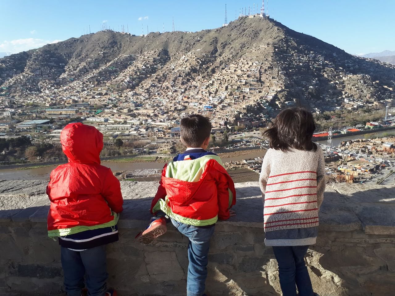 دنیا دو روزه، یک روزش هم جمعه است.